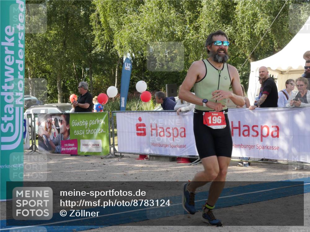 07.09.2025 - 19. Norderstedt Triathlon Zöllner http://msf.ph/oto/8783124 07.09.2025 11:49:28 Ziel 196, 1355 meine-sportfotos.de