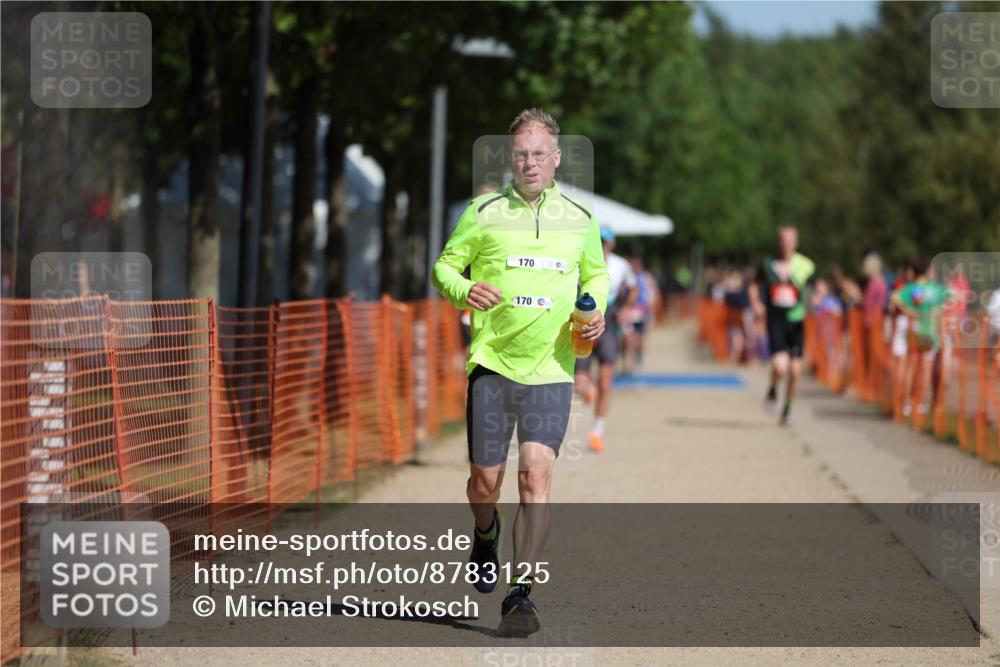 07.09.2025 - 19. Norderstedt Triathlon Michael Strokosch http://msf.ph/oto/8783125 07.09.2025 12:14:21 Laufen 154, 170, 819 meine-sportfotos.de