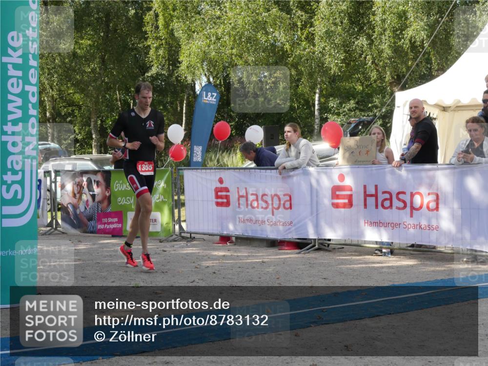 07.09.2025 - 19. Norderstedt Triathlon Zöllner http://msf.ph/oto/8783132 07.09.2025 11:49:30 Ziel 196, 1355 meine-sportfotos.de