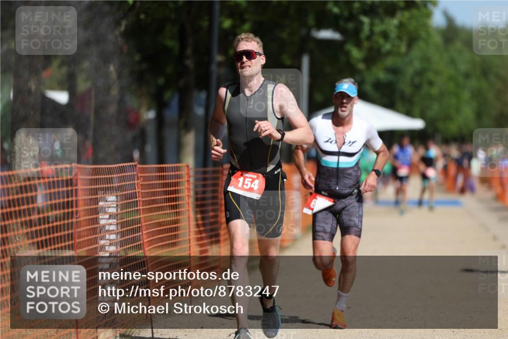 07.09.2025 - 19. Norderstedt Triathlon Michael Strokosch http://msf.ph/oto/8783247 07.09.2025 12:14:26 Laufen 138, 154, 170, 819 meine-sportfotos.de