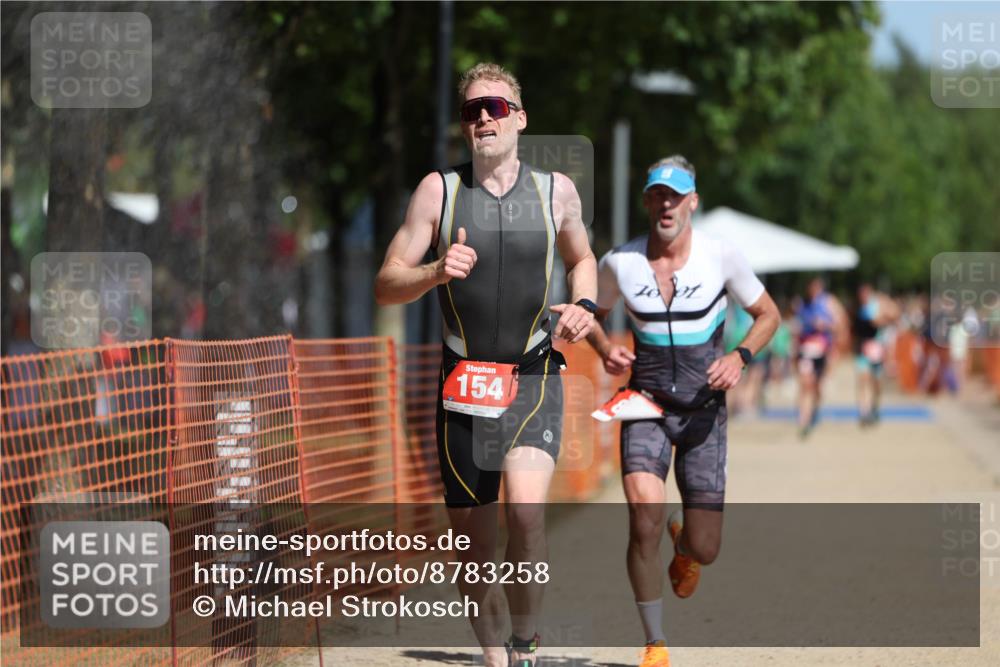 07.09.2025 - 19. Norderstedt Triathlon Michael Strokosch http://msf.ph/oto/8783258 07.09.2025 12:14:26 Laufen 138, 154, 170, 819 meine-sportfotos.de