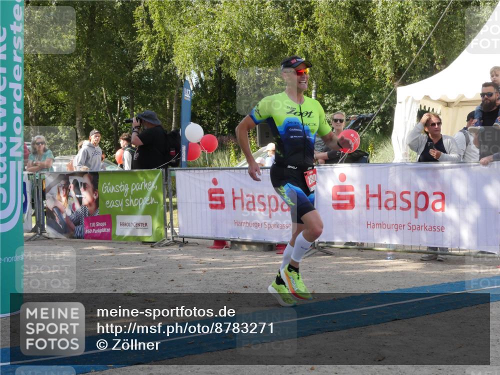 07.09.2025 - 19. Norderstedt Triathlon Zöllner http://msf.ph/oto/8783271 07.09.2025 11:52:34 Ziel 200 meine-sportfotos.de