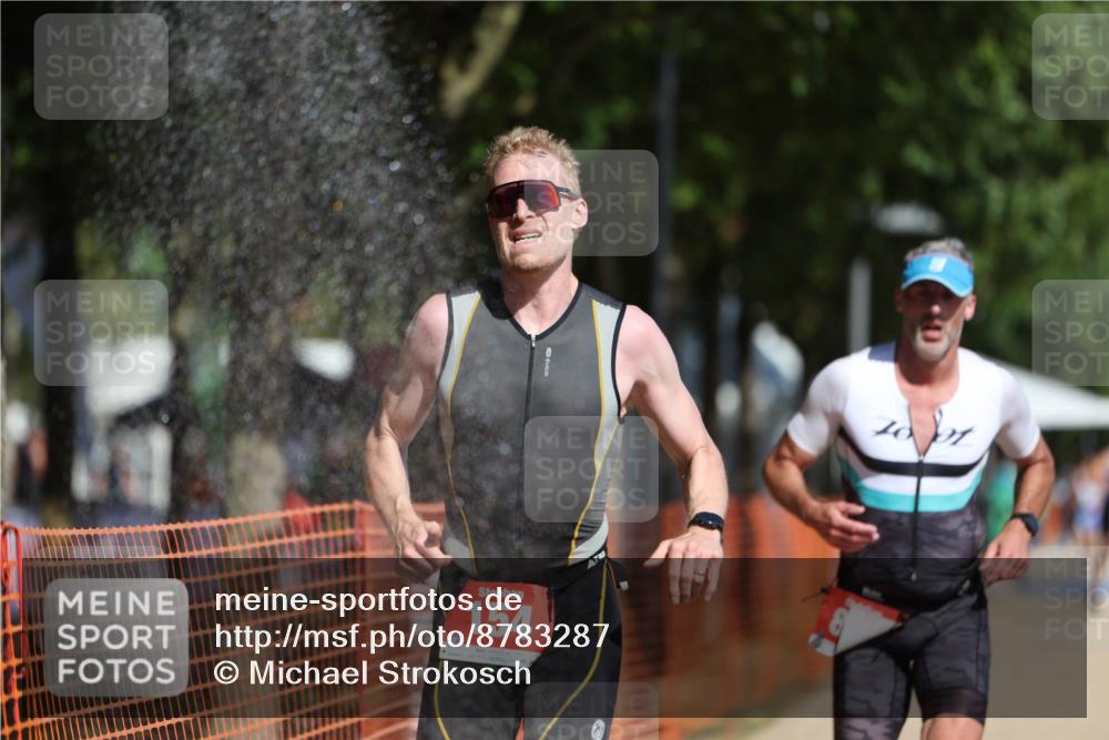 07.09.2025 - 19. Norderstedt Triathlon Michael Strokosch http://msf.ph/oto/8783287 07.09.2025 12:14:27 Laufen 138, 154, 170, 819 meine-sportfotos.de