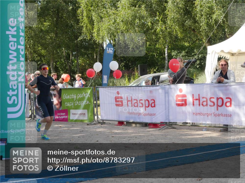 07.09.2025 - 19. Norderstedt Triathlon Zöllner http://msf.ph/oto/8783297 07.09.2025 11:52:58 Ziel 1227 meine-sportfotos.de