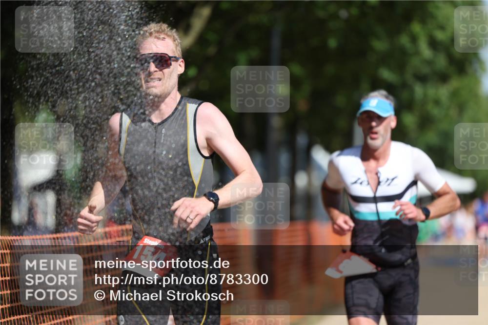 07.09.2025 - 19. Norderstedt Triathlon Michael Strokosch http://msf.ph/oto/8783300 07.09.2025 12:14:28 Laufen 138, 154, 819 meine-sportfotos.de
