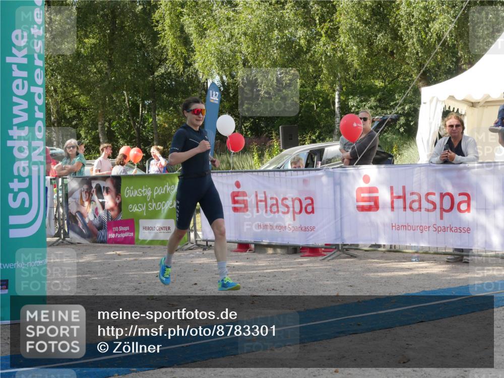 07.09.2025 - 19. Norderstedt Triathlon Zöllner http://msf.ph/oto/8783301 07.09.2025 11:52:59 Ziel 1227 meine-sportfotos.de