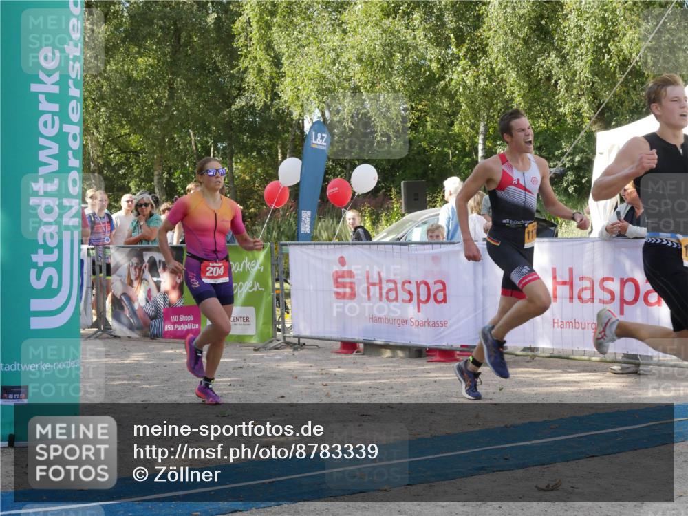 07.09.2025 - 19. Norderstedt Triathlon Zöllner http://msf.ph/oto/8783339 07.09.2025 11:53:36 Ziel 204, 1174, 1203 meine-sportfotos.de