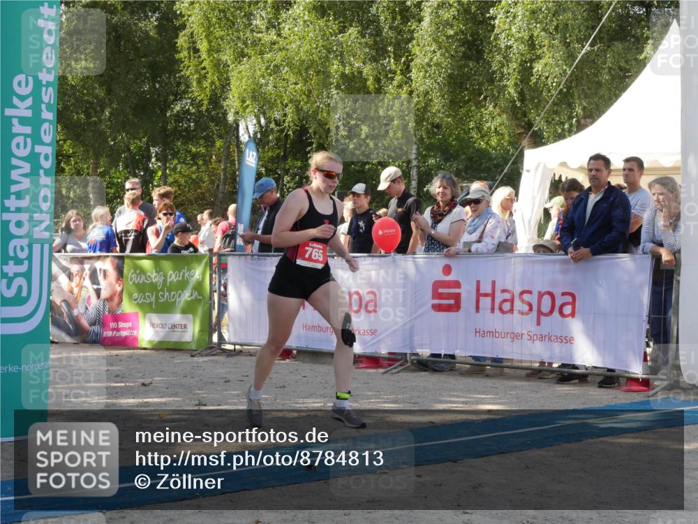 07.09.2025 - 19. Norderstedt Triathlon Zöllner http://msf.ph/oto/8784813 07.09.2025 12:27:38 Ziel 765 meine-sportfotos.de