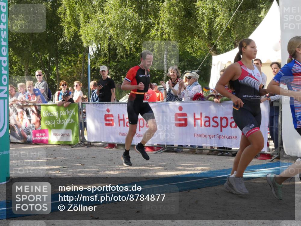 07.09.2025 - 19. Norderstedt Triathlon Zöllner http://msf.ph/oto/8784877 07.09.2025 12:29:05 Ziel 736, 1197, 1348 meine-sportfotos.de