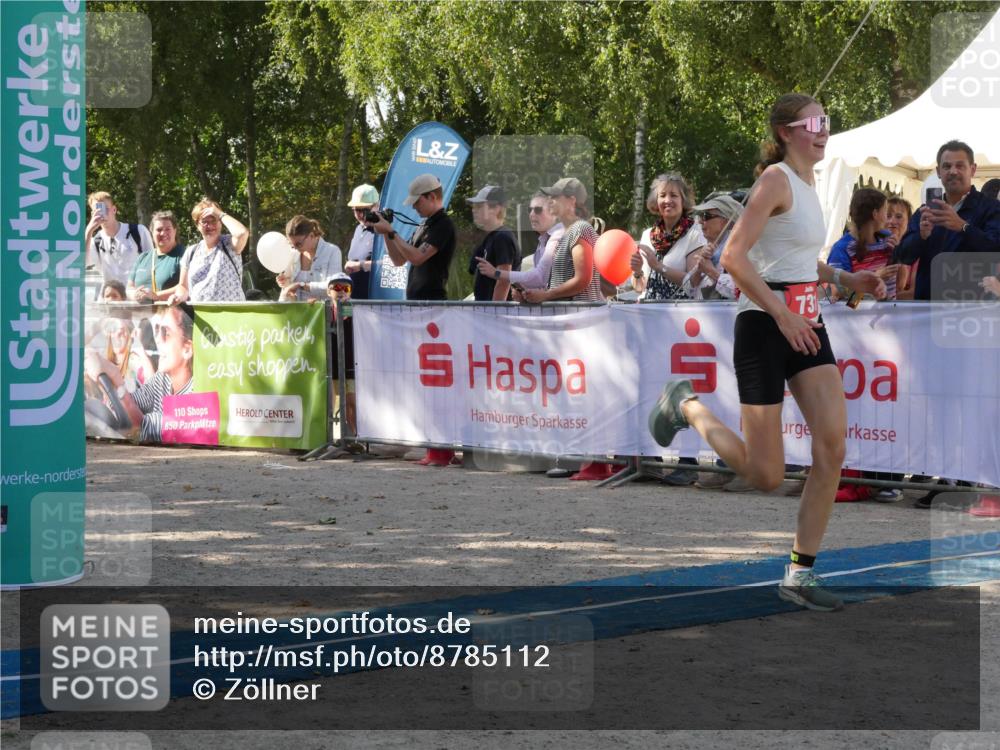 07.09.2025 - 19. Norderstedt Triathlon Zöllner http://msf.ph/oto/8785112 07.09.2025 12:34:01 Ziel 714, 731 meine-sportfotos.de