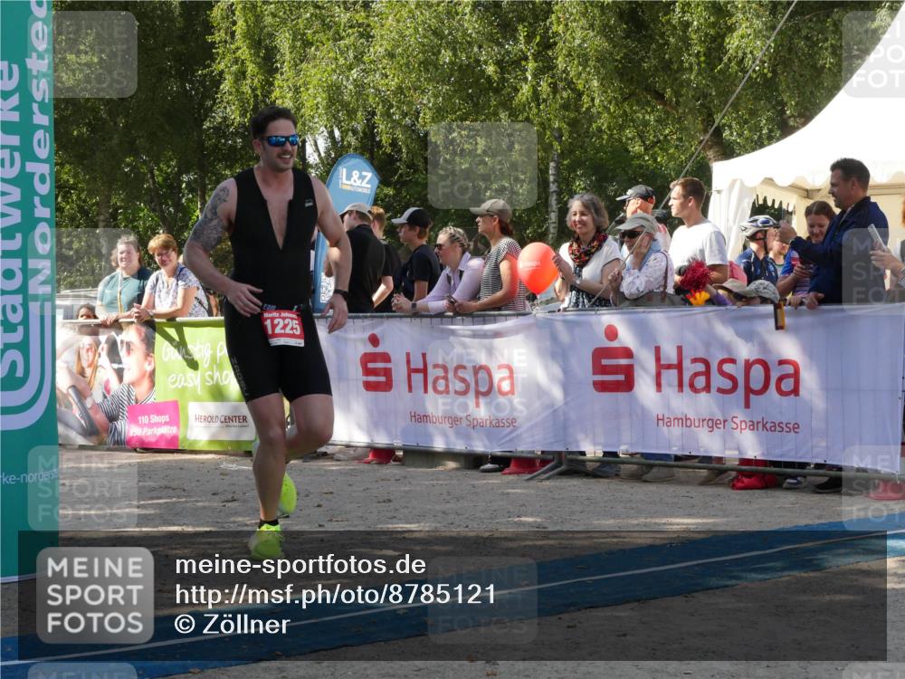 07.09.2025 - 19. Norderstedt Triathlon Zöllner http://msf.ph/oto/8785121 07.09.2025 12:34:21 Ziel 1225 meine-sportfotos.de