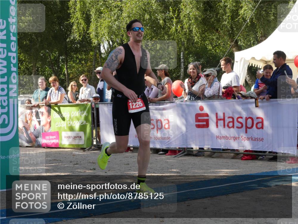 07.09.2025 - 19. Norderstedt Triathlon Zöllner http://msf.ph/oto/8785125 07.09.2025 12:34:22 Ziel 1225 meine-sportfotos.de