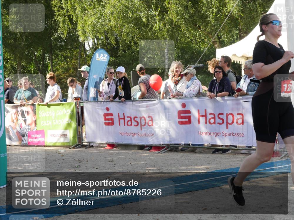 07.09.2025 - 19. Norderstedt Triathlon Zöllner http://msf.ph/oto/8785226 07.09.2025 12:37:39 Ziel 253, 280, 719, 861, 1244 meine-sportfotos.de