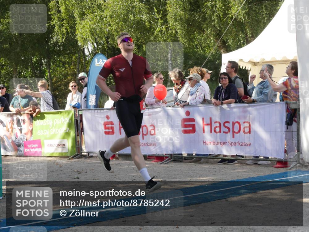 07.09.2025 - 19. Norderstedt Triathlon Zöllner http://msf.ph/oto/8785242 07.09.2025 12:37:43 Ziel 253, 280, 719, 861, 1244 meine-sportfotos.de