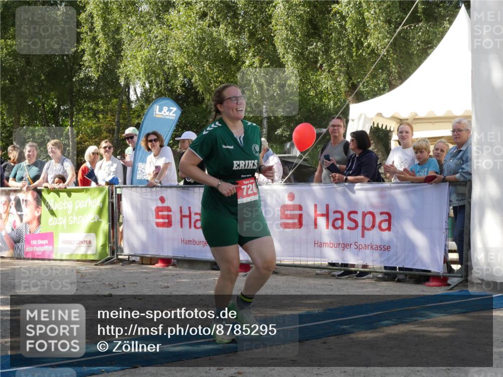07.09.2025 - 19. Norderstedt Triathlon Zöllner http://msf.ph/oto/8785295 07.09.2025 12:38:59 Ziel 720 meine-sportfotos.de