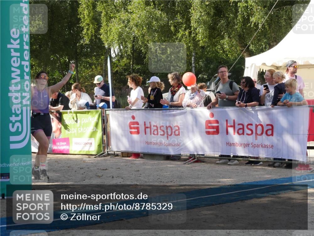 07.09.2025 - 19. Norderstedt Triathlon Zöllner http://msf.ph/oto/8785329 07.09.2025 12:40:15 Ziel 748, 763, 767, 778, 1239 meine-sportfotos.de