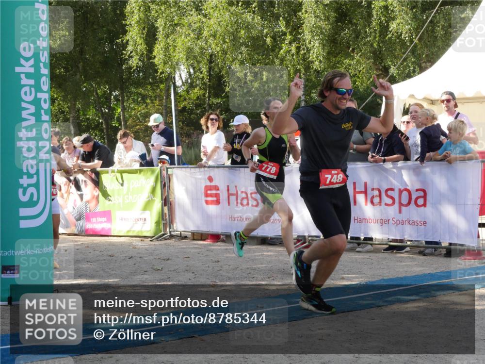 07.09.2025 - 19. Norderstedt Triathlon Zöllner http://msf.ph/oto/8785344 07.09.2025 12:40:18 Ziel 748, 763, 767, 778, 1239 meine-sportfotos.de