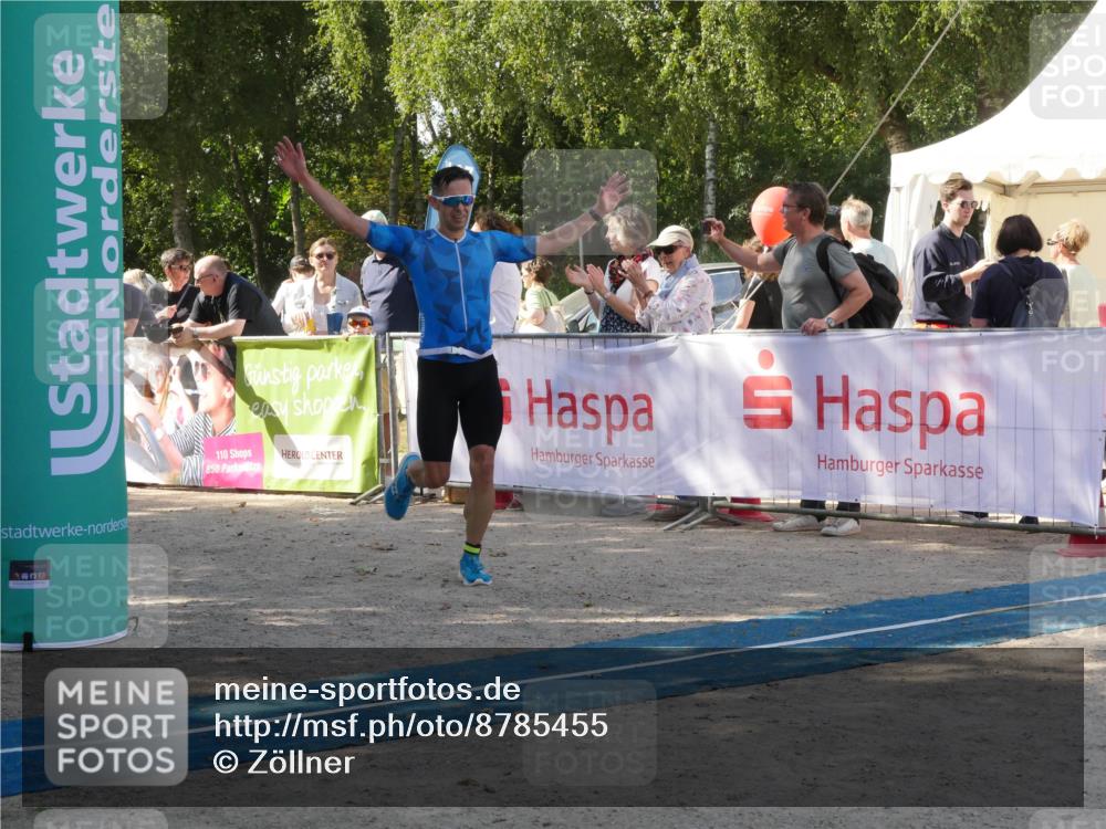 07.09.2025 - 19. Norderstedt Triathlon Zöllner http://msf.ph/oto/8785455 07.09.2025 12:42:35 Ziel 168, 215, 741, 800, 1300 meine-sportfotos.de