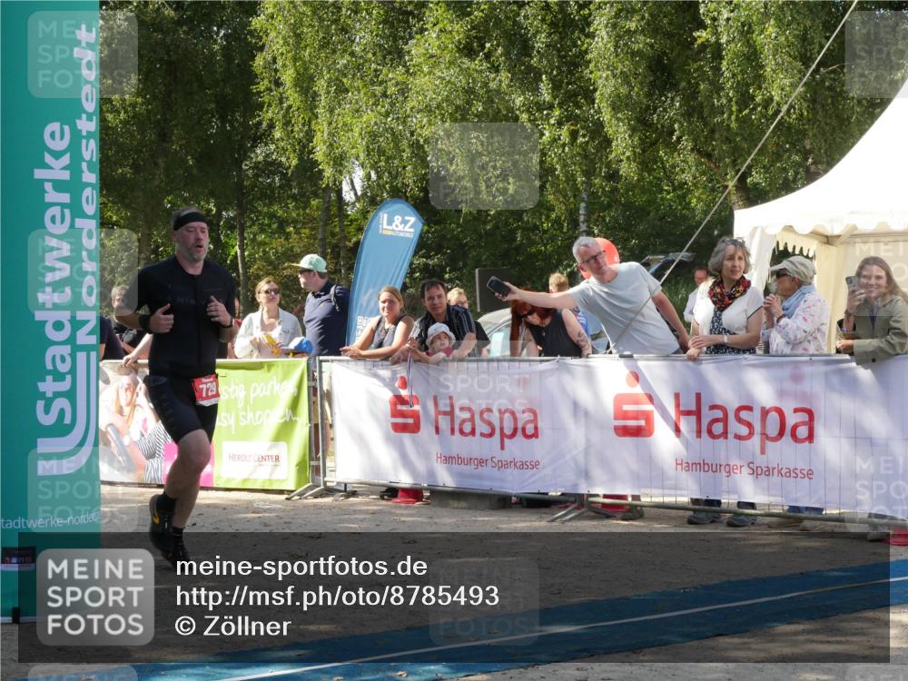 07.09.2025 - 19. Norderstedt Triathlon Zöllner http://msf.ph/oto/8785493 07.09.2025 12:45:46 Ziel 729 meine-sportfotos.de