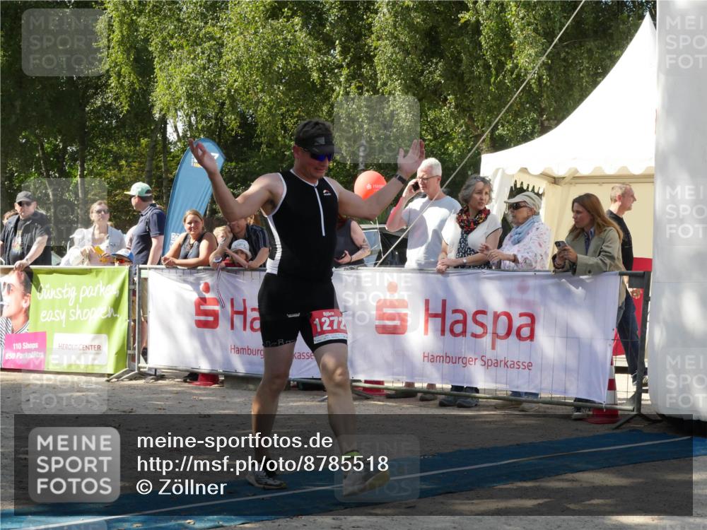 07.09.2025 - 19. Norderstedt Triathlon Zöllner http://msf.ph/oto/8785518 07.09.2025 12:45:54 Ziel 1272 meine-sportfotos.de