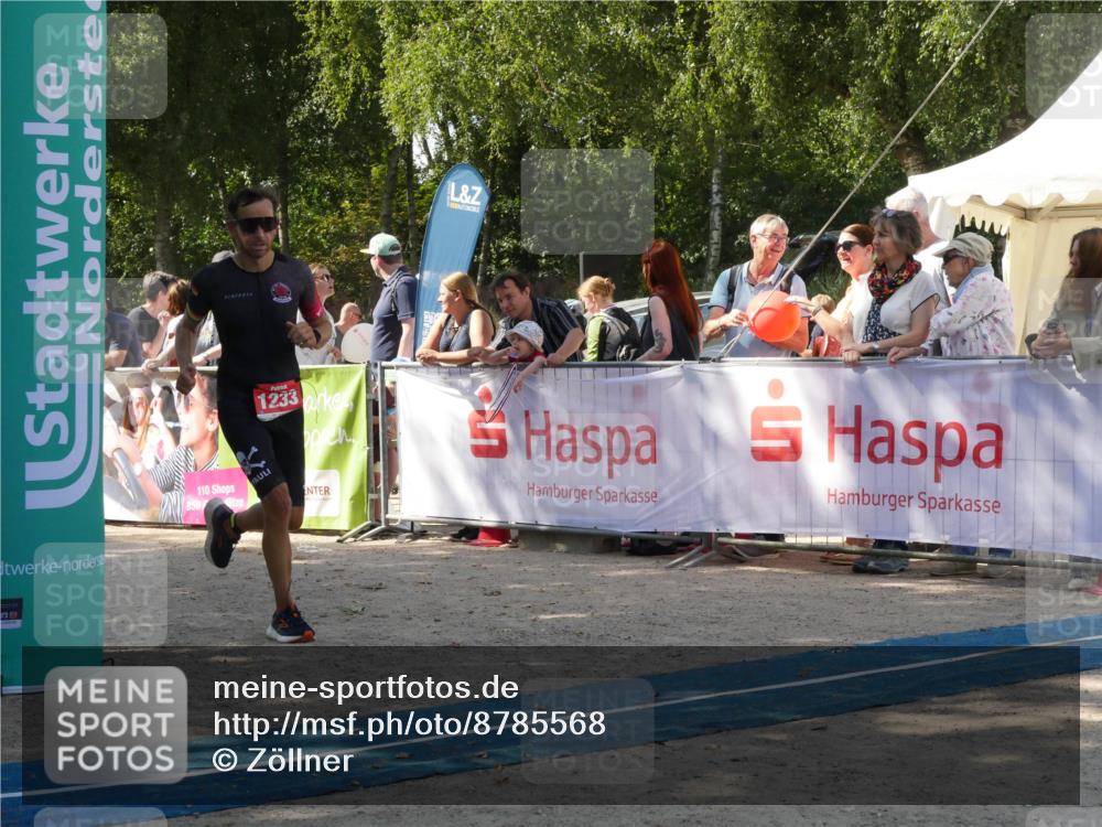 07.09.2025 - 19. Norderstedt Triathlon Zöllner http://msf.ph/oto/8785568 07.09.2025 12:46:46 Ziel 1233 meine-sportfotos.de