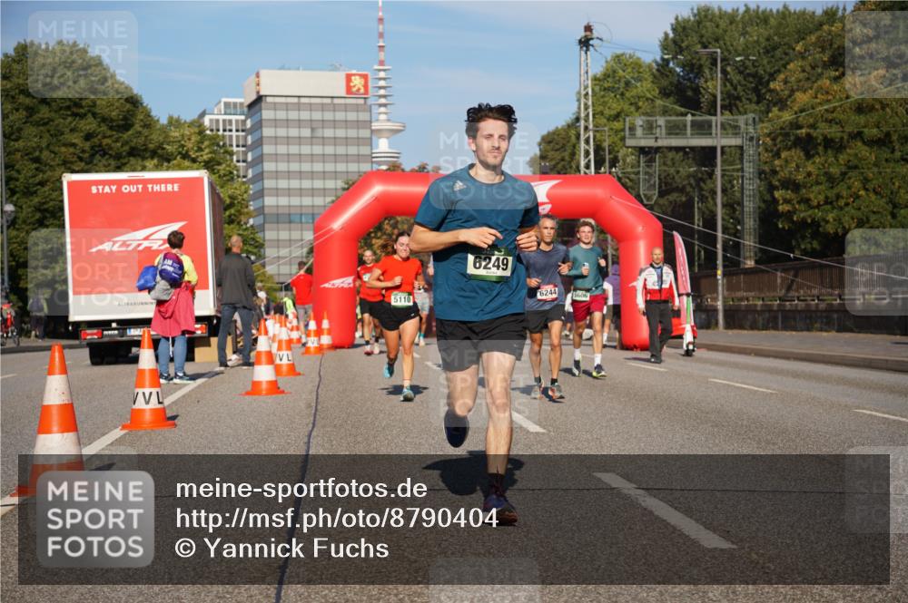 07.09.2025 - BARMER Alsterlauf Yannick Fuchs http://msf.ph/oto/8790404 07.09.2025 09:40:56 Laufen 5110, 6249, 6244, 5606 meine-sportfotos.de