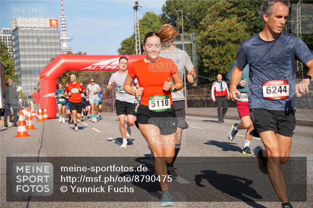 07.09.2025 - BARMER Alsterlauf Yannick Fuchs http://msf.ph/oto/8790475 07.09.2025 09:40:59 Laufen 4304, 54, 19, 5110, 606, 36, 6244 meine-sportfotos.de