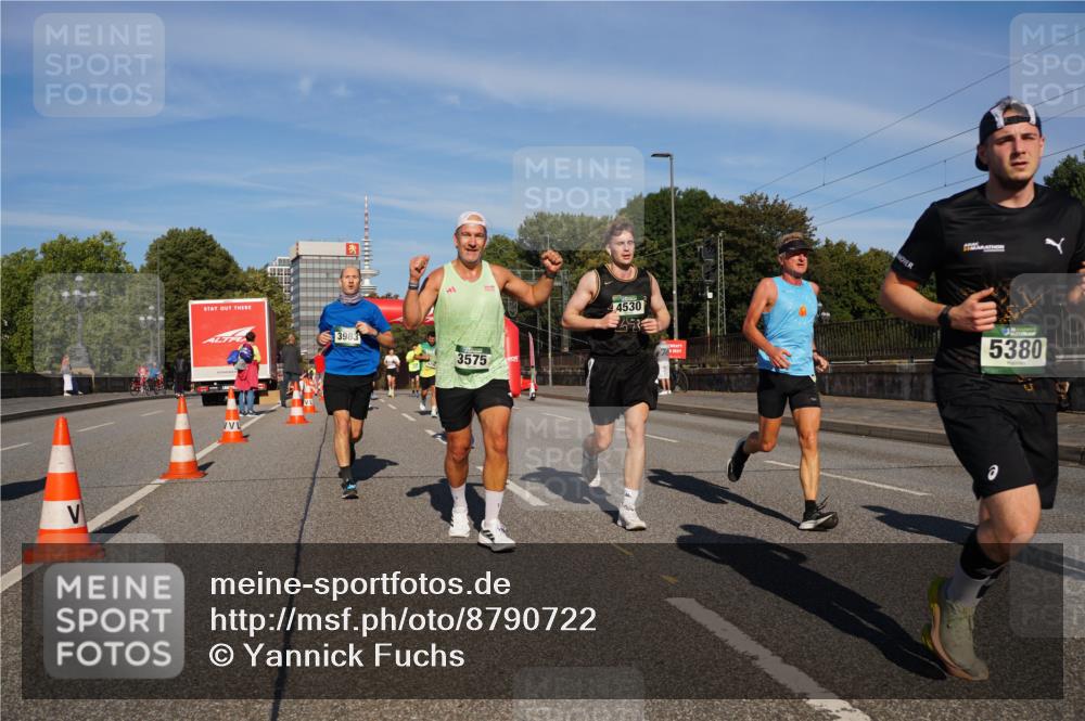 07.09.2025 - BARMER Alsterlauf Yannick Fuchs http://msf.ph/oto/8790722 07.09.2025 09:41:13 Laufen 3983, 3575, 44530, 5380 meine-sportfotos.de
