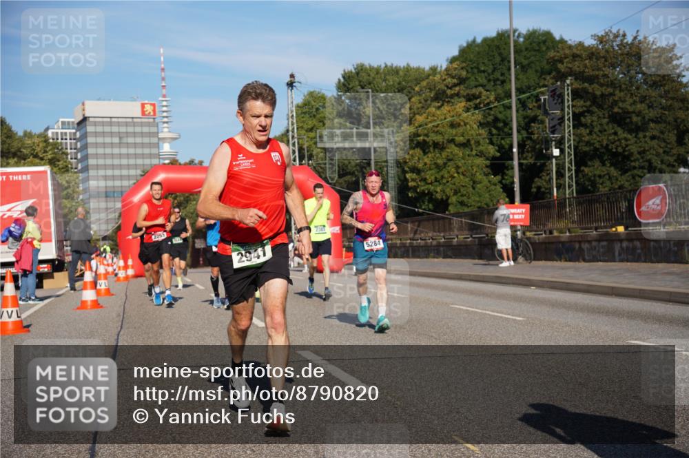 07.09.2025 - BARMER Alsterlauf Yannick Fuchs http://msf.ph/oto/8790820 07.09.2025 09:41:18 Laufen 2253, 2941, 2383, 5284 meine-sportfotos.de