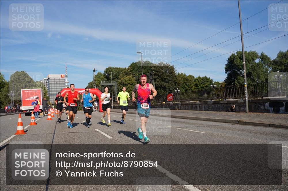 07.09.2025 - BARMER Alsterlauf Yannick Fuchs http://msf.ph/oto/8790854 07.09.2025 09:41:20 Laufen 2253, 4330, 2383, 5284 meine-sportfotos.de
