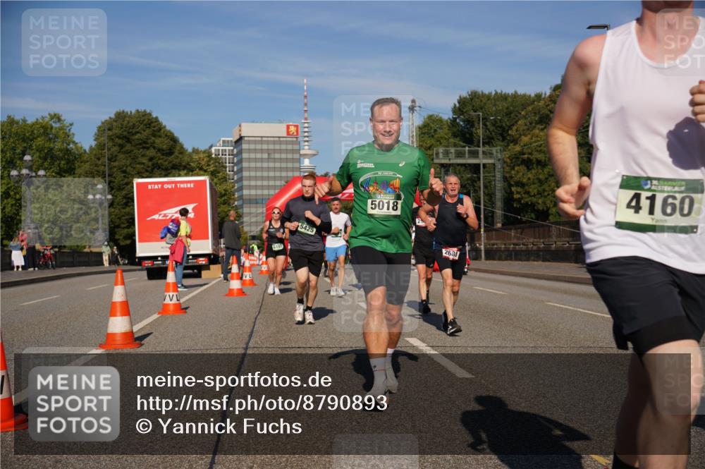07.09.2025 - BARMER Alsterlauf Yannick Fuchs http://msf.ph/oto/8790893 07.09.2025 09:43:23 Laufen 6107, 5425, 5018, 2683, 35, 4160 meine-sportfotos.de