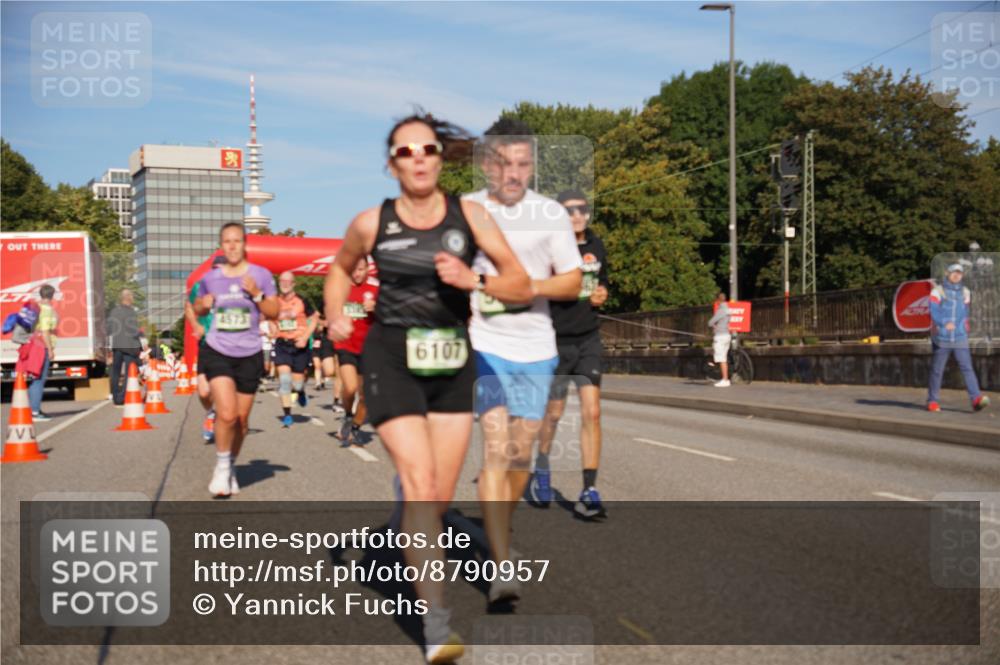 07.09.2025 - BARMER Alsterlauf Yannick Fuchs http://msf.ph/oto/8790957 07.09.2025 09:43:26 Laufen 4573, 6107 meine-sportfotos.de
