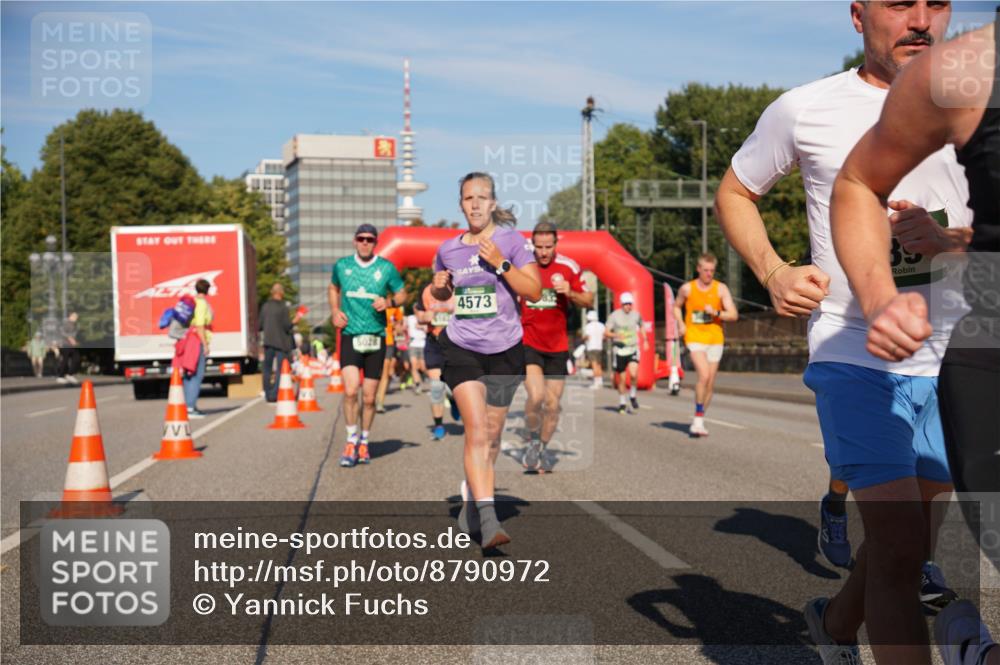 07.09.2025 - BARMER Alsterlauf Yannick Fuchs http://msf.ph/oto/8790972 07.09.2025 09:43:27 Laufen 5028, 4573 meine-sportfotos.de