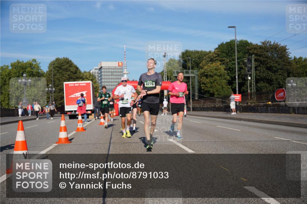 07.09.2025 - BARMER Alsterlauf Yannick Fuchs http://msf.ph/oto/8791033 07.09.2025 09:41:31 Laufen 5095, 8276, 102 meine-sportfotos.de