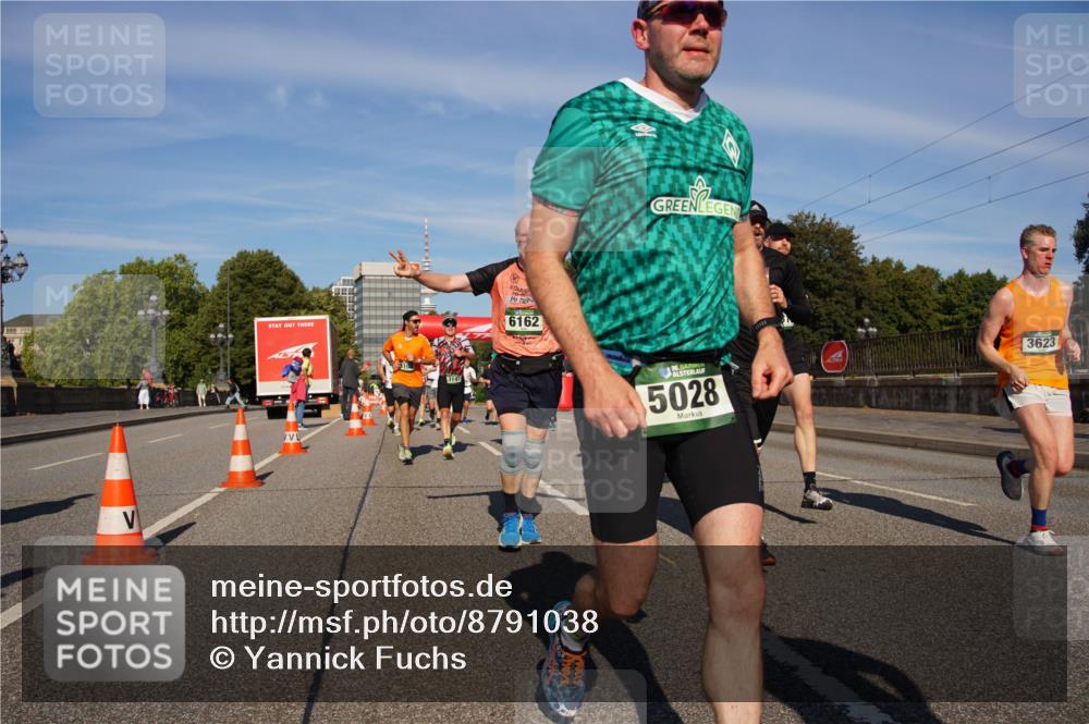 07.09.2025 - BARMER Alsterlauf Yannick Fuchs http://msf.ph/oto/8791038 07.09.2025 09:43:30 Laufen 3147, 6162, 36, 5028, 3623 meine-sportfotos.de