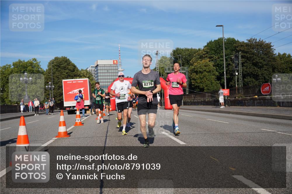 07.09.2025 - BARMER Alsterlauf Yannick Fuchs http://msf.ph/oto/8791039 07.09.2025 09:41:31 Laufen 5219, 5095, 8276, 8102 meine-sportfotos.de