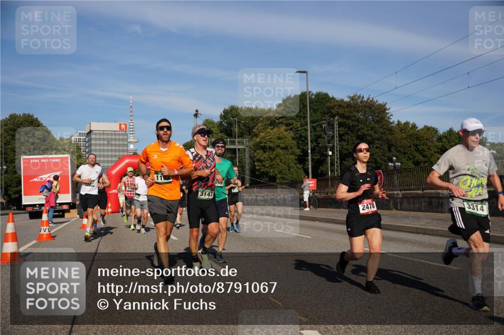 07.09.2025 - BARMER Alsterlauf Yannick Fuchs http://msf.ph/oto/8791067 07.09.2025 09:43:32 Laufen 6170, 3147, 2478, 3314 meine-sportfotos.de