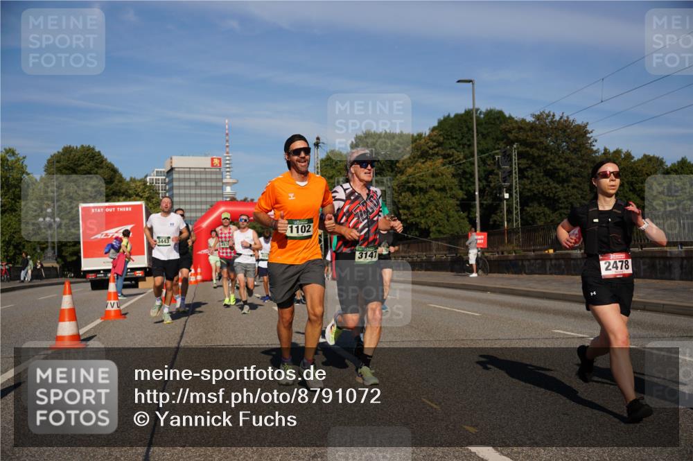 07.09.2025 - BARMER Alsterlauf Yannick Fuchs http://msf.ph/oto/8791072 07.09.2025 09:43:32 Laufen 3443, 1102, 3141, 2478 meine-sportfotos.de