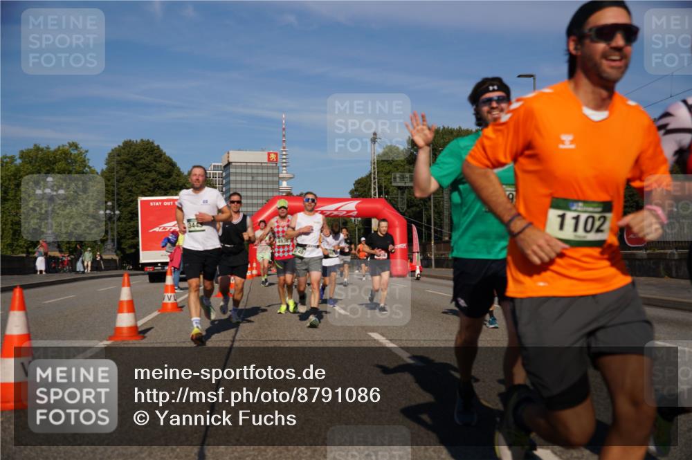 07.09.2025 - BARMER Alsterlauf Yannick Fuchs http://msf.ph/oto/8791086 07.09.2025 09:43:33 Laufen 1, 1102 meine-sportfotos.de