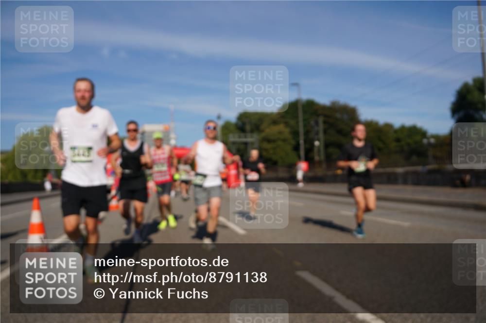 07.09.2025 - BARMER Alsterlauf Yannick Fuchs http://msf.ph/oto/8791138 07.09.2025 09:43:34 Laufen  meine-sportfotos.de