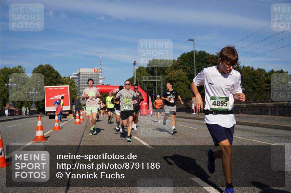 07.09.2025 - BARMER Alsterlauf Yannick Fuchs http://msf.ph/oto/8791186 07.09.2025 09:43:37 Laufen 3510, 2162, 922, 4895 meine-sportfotos.de