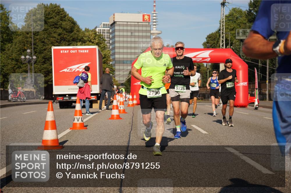 07.09.2025 - BARMER Alsterlauf Yannick Fuchs http://msf.ph/oto/8791255 07.09.2025 09:41:40 Laufen 2790, 8291, 3450, 5725 meine-sportfotos.de