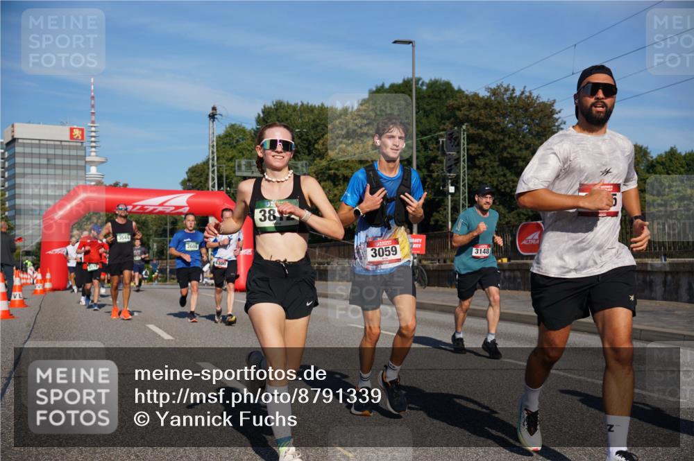 07.09.2025 - BARMER Alsterlauf Yannick Fuchs http://msf.ph/oto/8791339 07.09.2025 09:43:44 Laufen 3546, 2609, 4300, 38, 3059, 3148, 5 meine-sportfotos.de