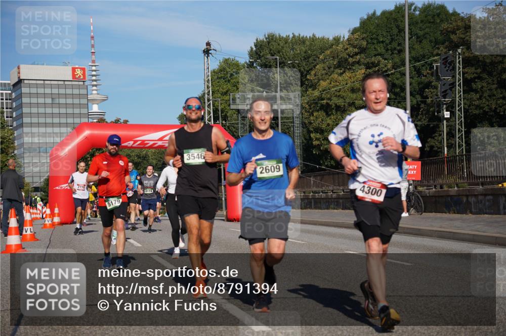 07.09.2025 - BARMER Alsterlauf Yannick Fuchs http://msf.ph/oto/8791394 07.09.2025 09:43:46 Laufen 2778, 5179, 3546, 8174, 2609, 4300 meine-sportfotos.de