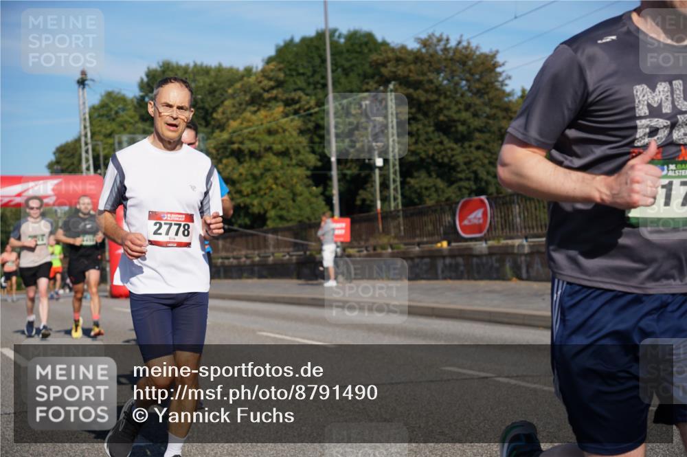 07.09.2025 - BARMER Alsterlauf Yannick Fuchs http://msf.ph/oto/8791490 07.09.2025 09:43:52 Laufen 2778, 136, 17 meine-sportfotos.de