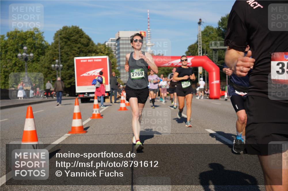 07.09.2025 - BARMER Alsterlauf Yannick Fuchs http://msf.ph/oto/8791612 07.09.2025 09:41:53 Laufen 2769, 2921, 35 meine-sportfotos.de