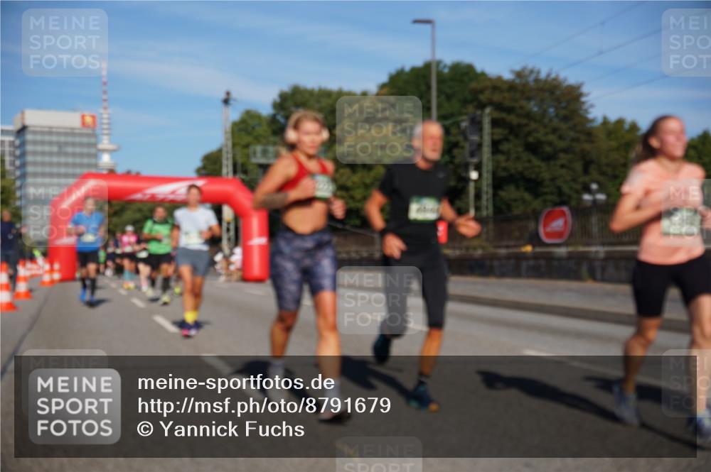 07.09.2025 - BARMER Alsterlauf Yannick Fuchs http://msf.ph/oto/8791679 07.09.2025 09:44:01 Laufen  meine-sportfotos.de