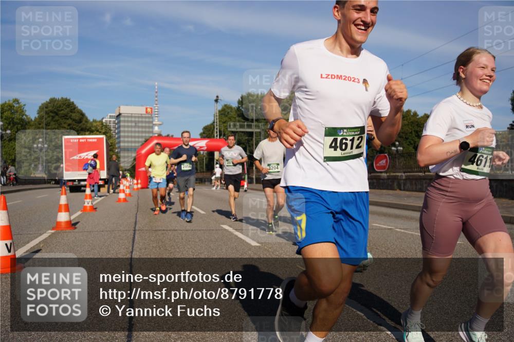 07.09.2025 - BARMER Alsterlauf Yannick Fuchs http://msf.ph/oto/8791778 07.09.2025 09:42:00 Laufen 2854, 3204, 2023, 36, 4612, 136, 4611 meine-sportfotos.de