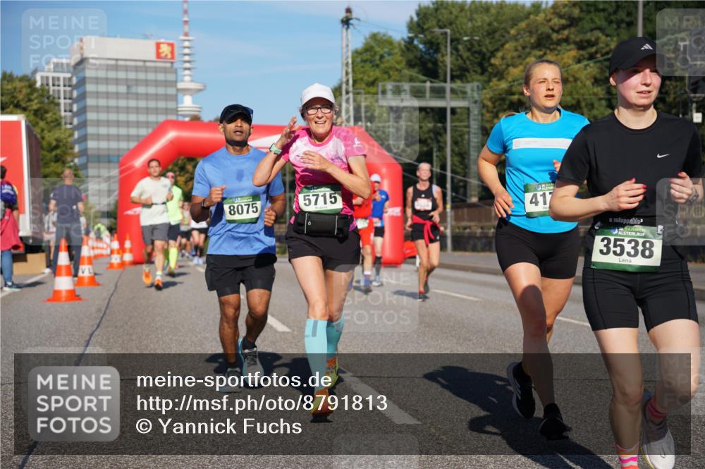 07.09.2025 - BARMER Alsterlauf Yannick Fuchs http://msf.ph/oto/8791813 07.09.2025 09:44:07 Laufen 8075, 5715, 417, 36, 3538 meine-sportfotos.de