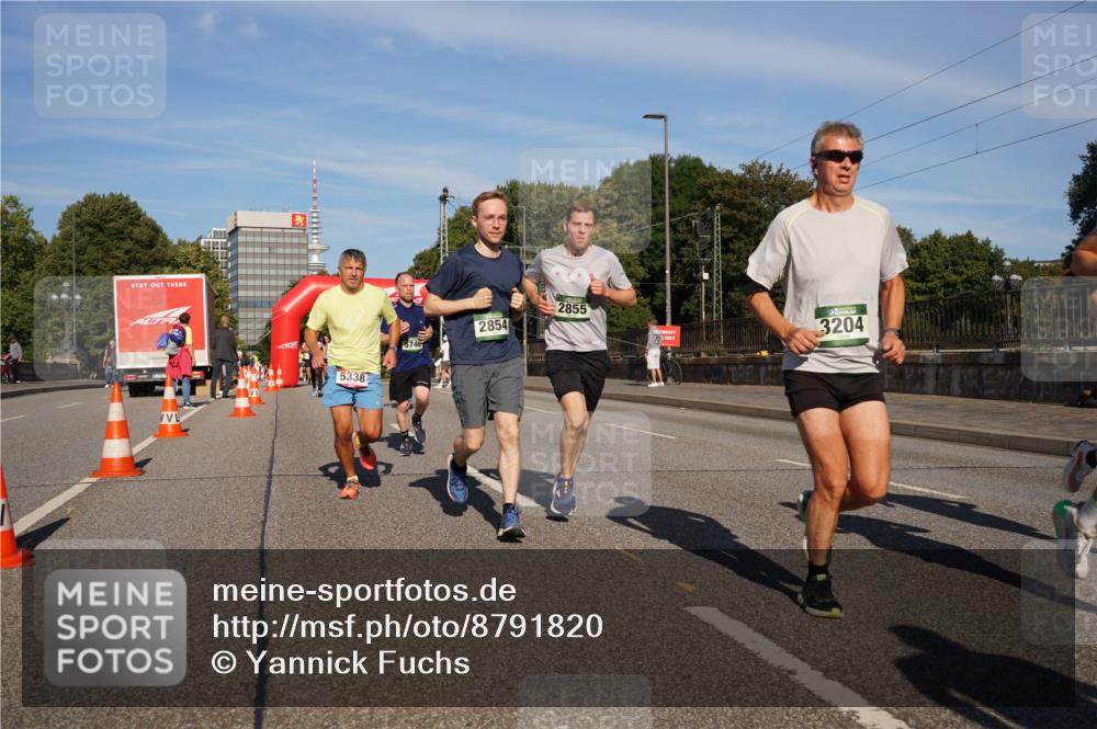 07.09.2025 - BARMER Alsterlauf Yannick Fuchs http://msf.ph/oto/8791820 07.09.2025 09:42:01 Laufen 5338, 5746, 2854, 2855, 3204, 577 meine-sportfotos.de